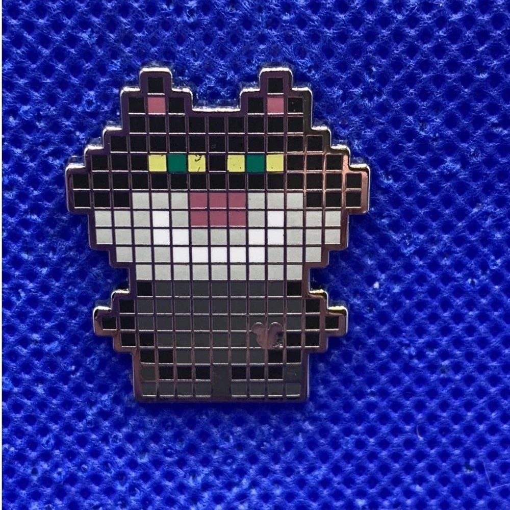 2019 Lucifer Cinderella Disney Hidden Mickey trading pixel cat pin